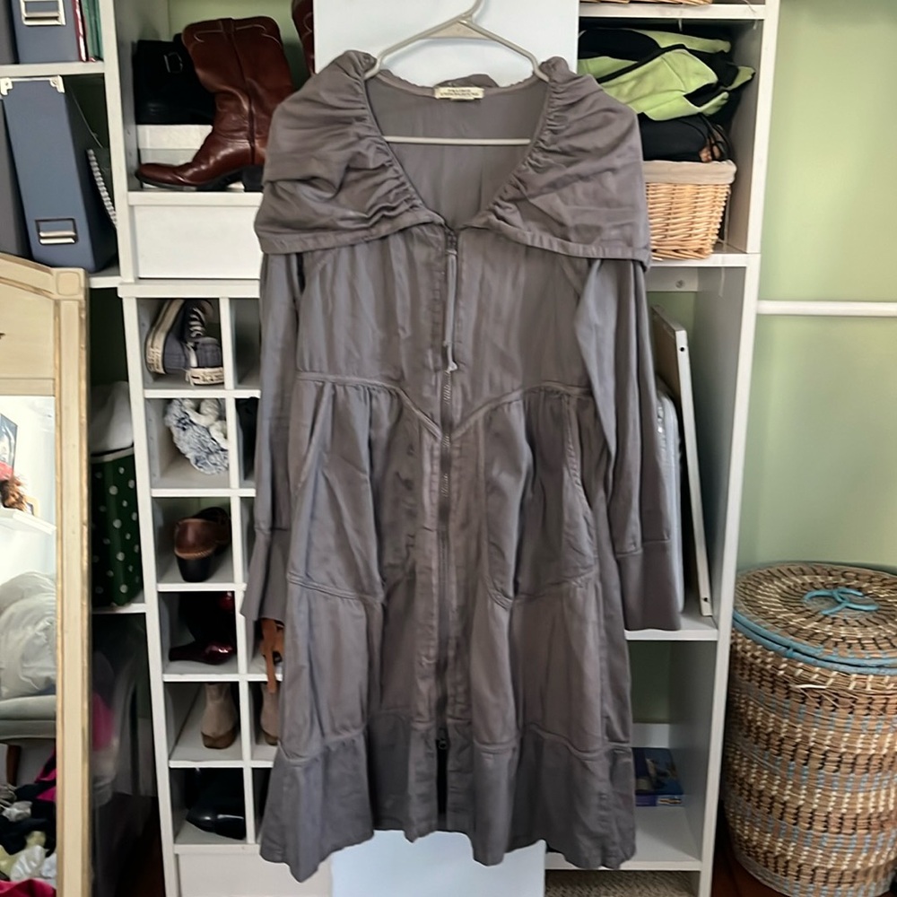 Prairie Underground grey zip sweatshirt/coat